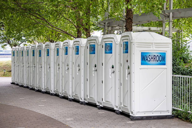 Best Portable toilet rental cost  in Lewistown, PA