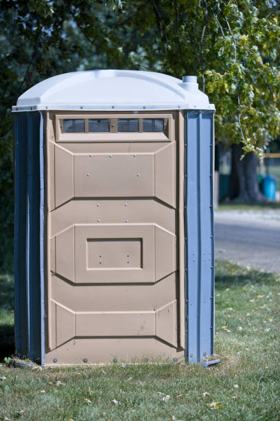 Best Portable toilet rental cost  in Lewistown, PA